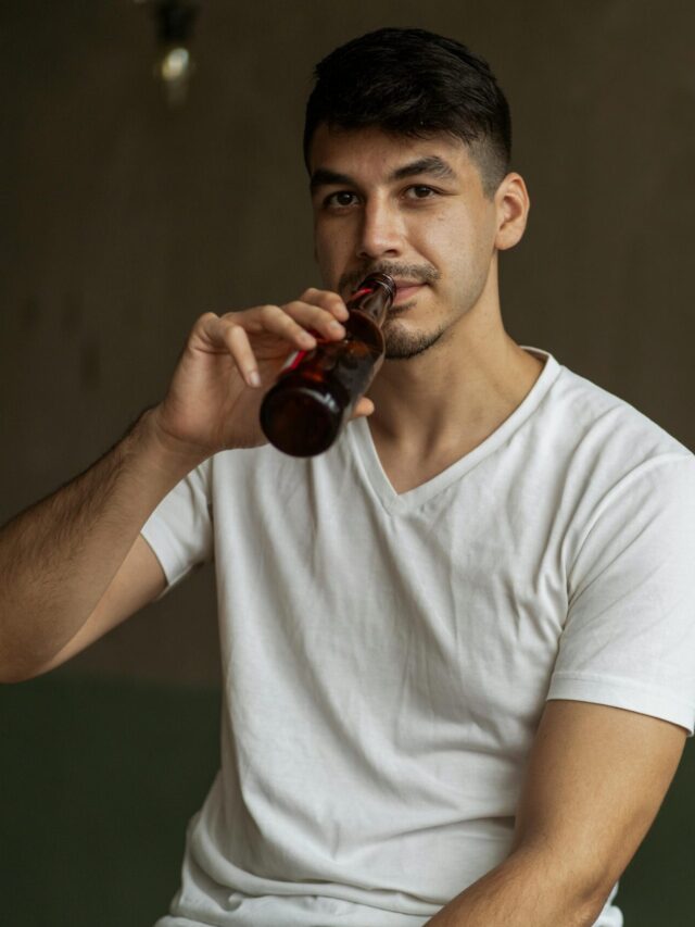 क्या शराब पीने से ठंड नहीं लगती, जानें क्या है सच्चाई ?