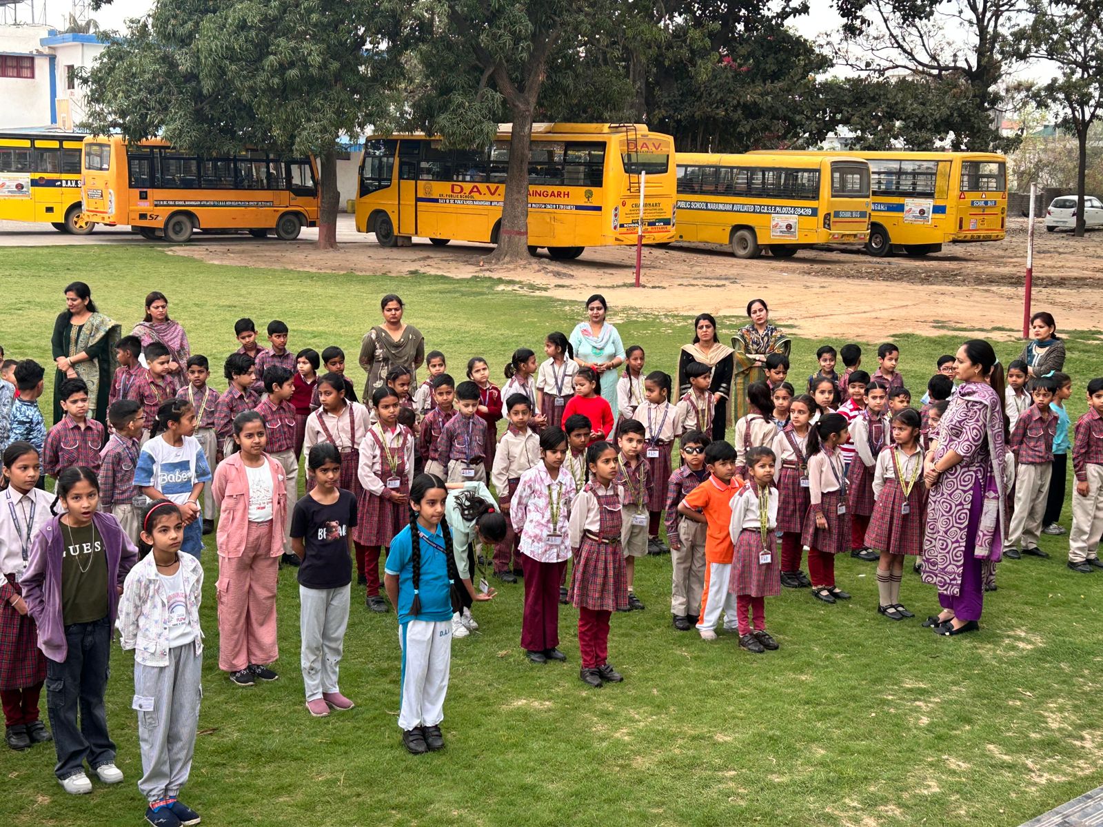 डी॰ए॰वी॰ विद्यालय में हॉबी क्लासेज का हुआ आरम्भ 

