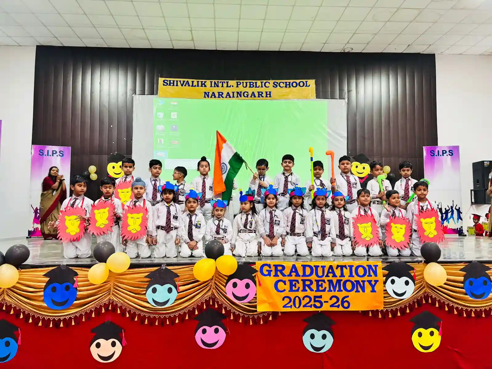 शिवालिक इंटरनेशनल पब्लिक स्कूल में दीक्षांत समारोह