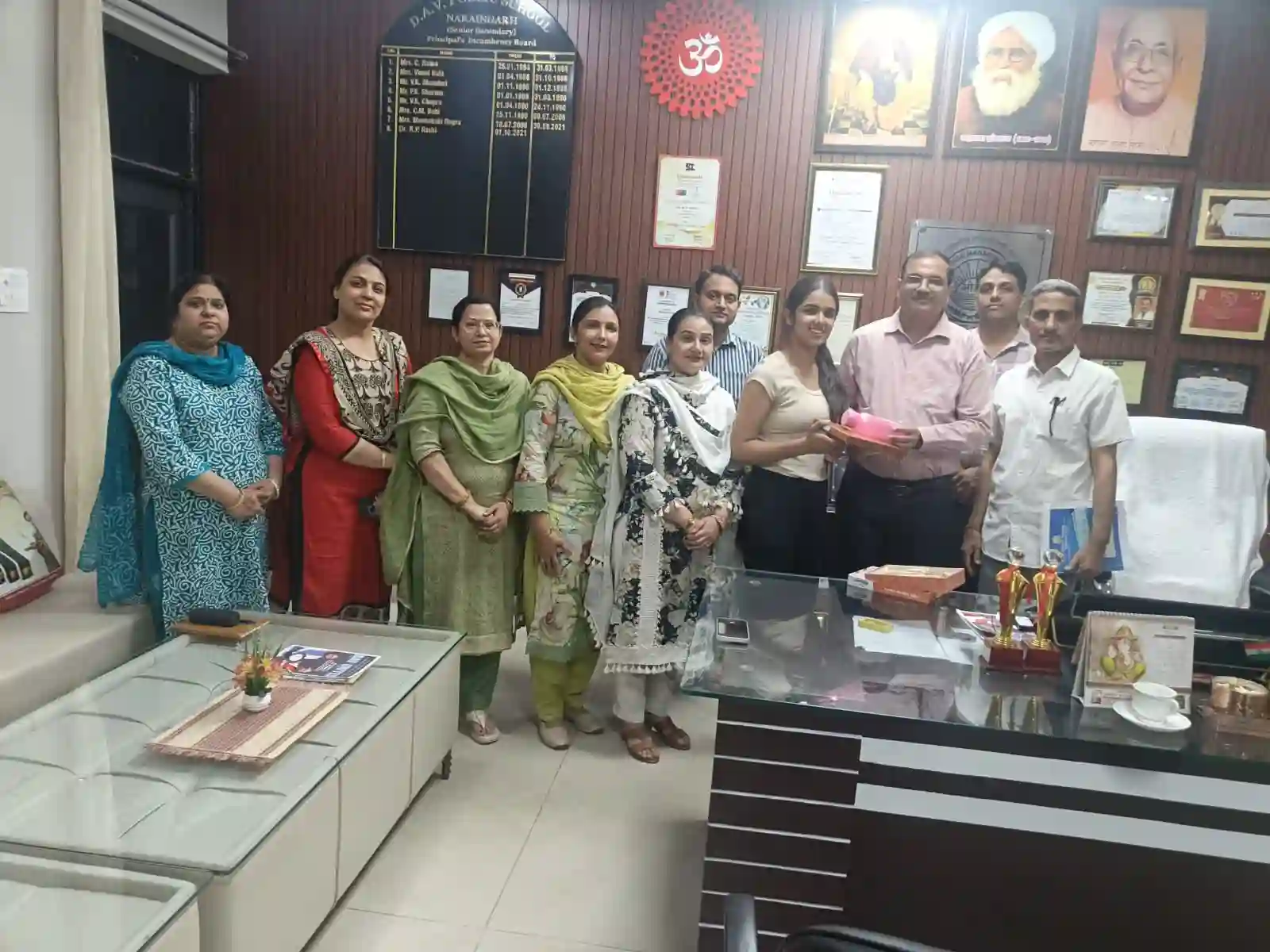 CBSE 10th Result अनन्या जयसिंह ने 98.6% के साथ डीएवी स्कूल में किया टॉप