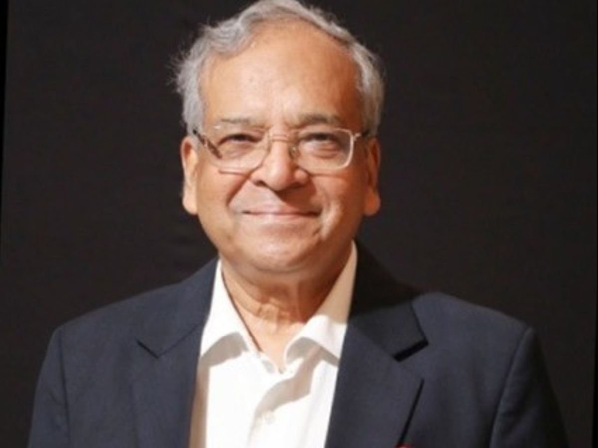 पूर्व मुख्यमंत्री भजनलाल के पूर्व प्रिंसिपल सेक्रेटरी की आग में जलकर मौत, बेटे की हालत गंभीर