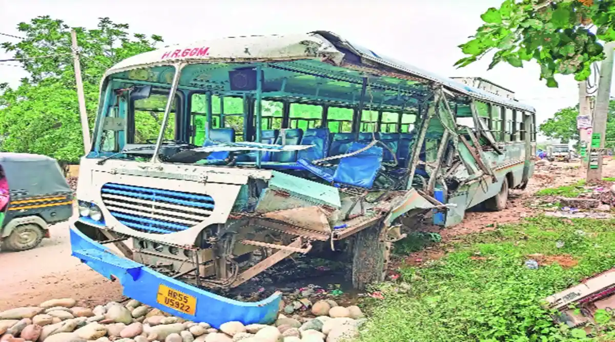 <span class="title-highlight-color">Haryana Roadways Bus Accident:</span> जींद में बड़ा सड़क हादसा, रोडवेज बस पलटने से 40 यात्री घायल