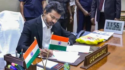 तमिलनाडु के नए मुख्यमंत्री Joseph Vijay ने लिया बड़ा फैसला, 717 शराब दुकानें बंद करने का आदेश
