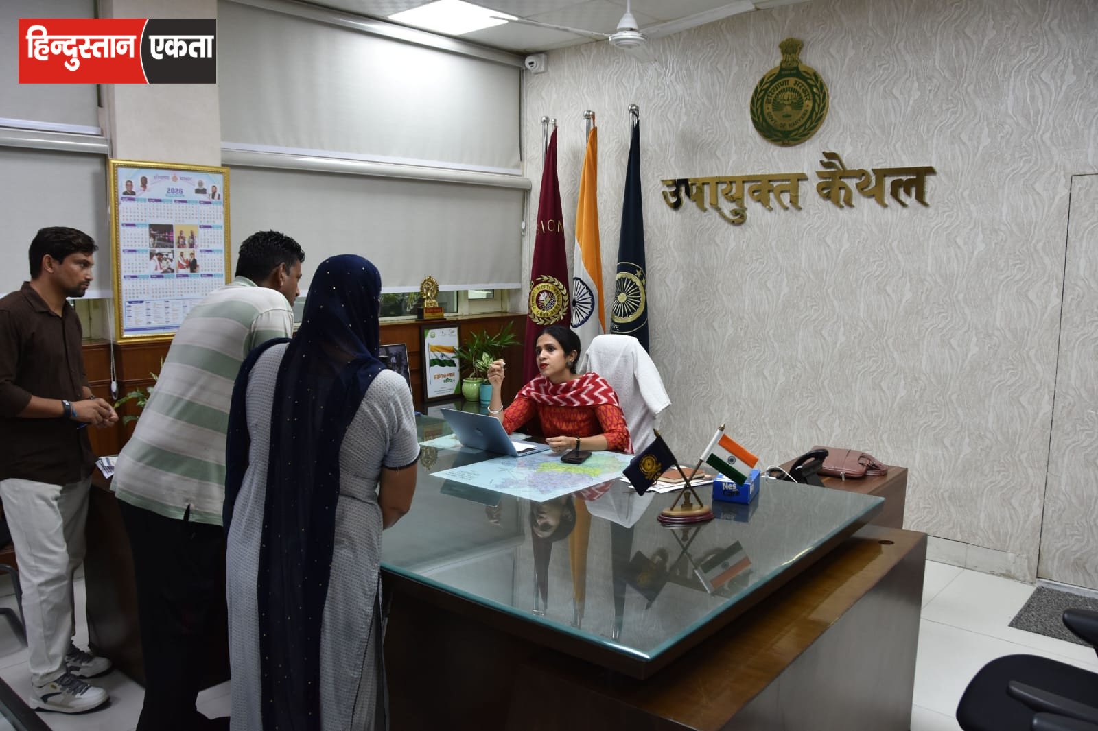 डीसी अपराजिता ने सुनीं लोगों की समस्याएं, अधिकारियों को समयबद्ध समाधान के लिए निर्देश