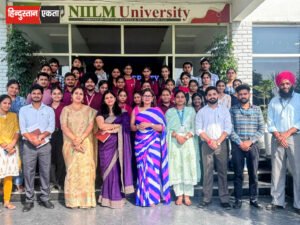 NIILM University में Microbiology का महत्व समझाया, शोध के लिए प्रेरित हुए छात्र