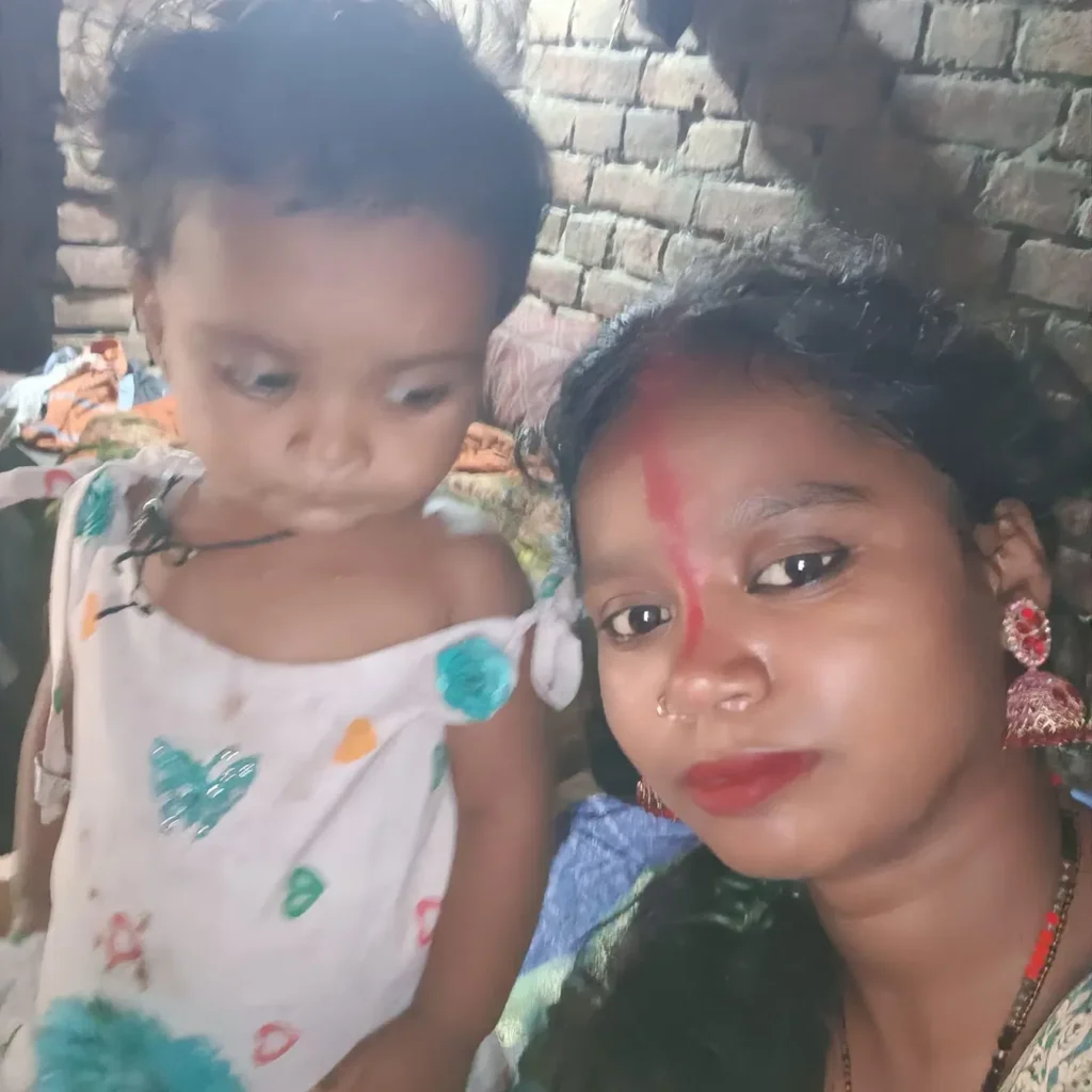 सैर पर निकली मां-बेटी को तेज रफ्तार ट्रक ने कुचला, मां की मौत और बच्ची की दोनों टांगें टूटी